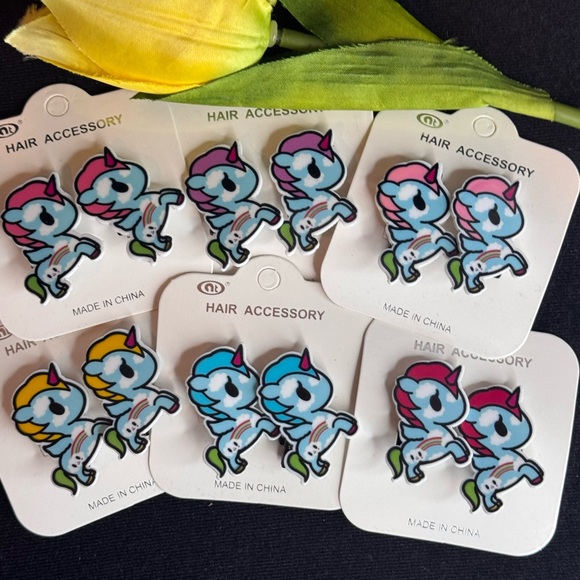 Set of 2 Unicorn Hair Clips Yellow - Picture 5 of 6